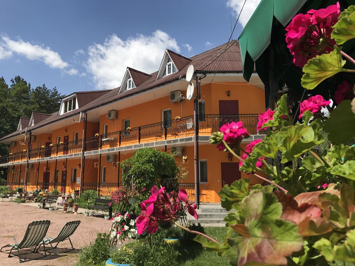 Galicky Dvir Hotel Świtaź Zewnętrze zdjęcie