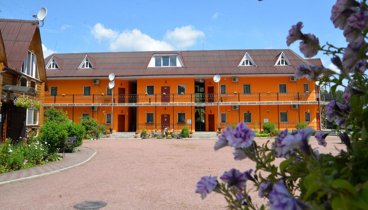Galicky Dvir Hotel Świtaź Zewnętrze zdjęcie